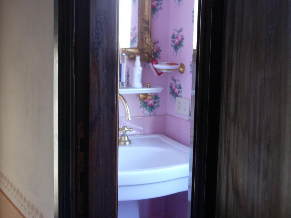 Villa Maria Bed & Breakfast, Corridonia, Marche Екстер'єр фото
